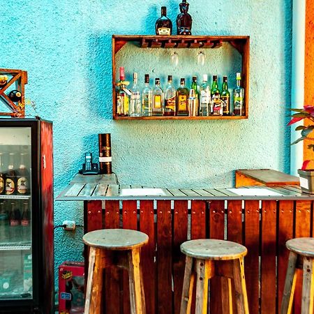 Victorias Hotel Panajachel Dış mekan fotoğraf