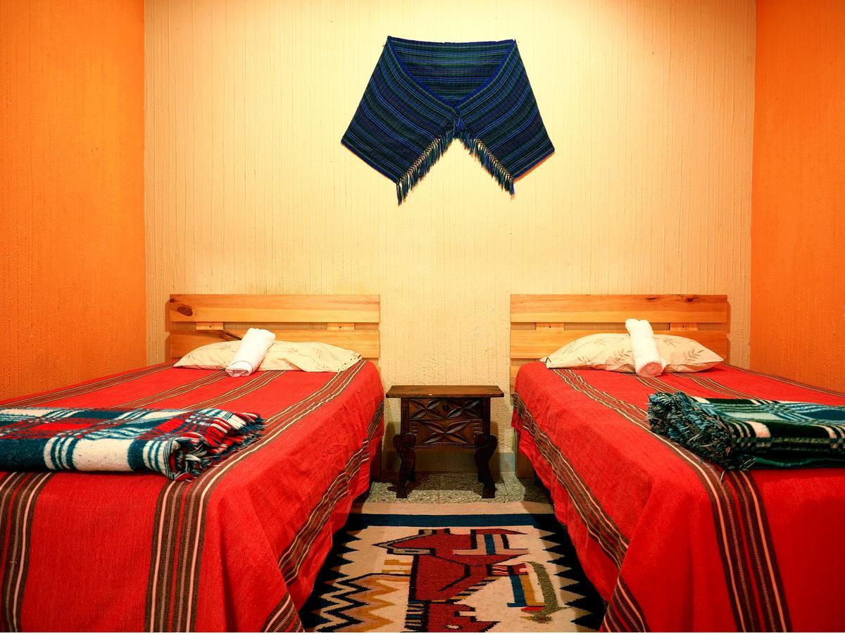 Victorias Hotel Panajachel Dış mekan fotoğraf