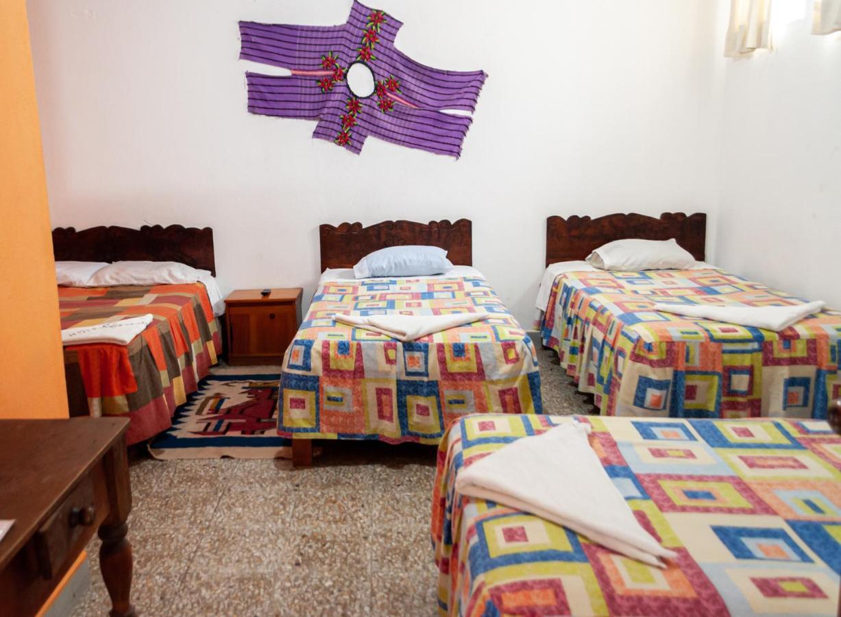 Victorias Hotel Panajachel Dış mekan fotoğraf