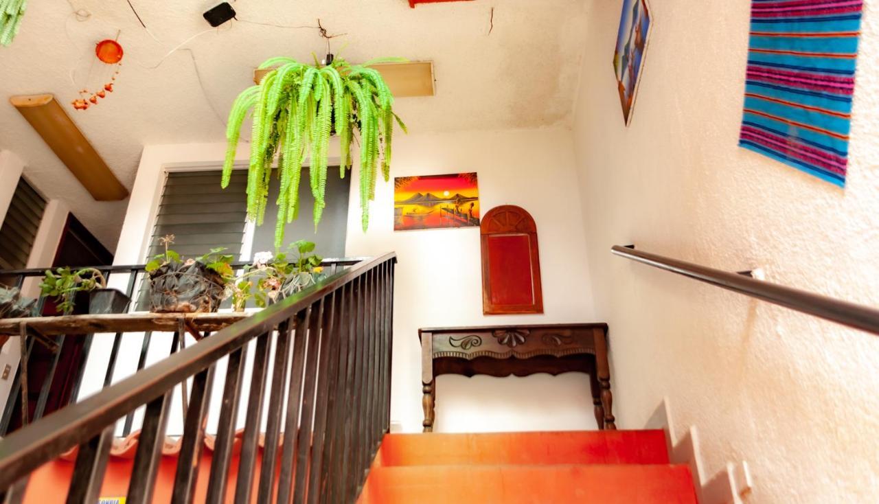 Victorias Hotel Panajachel Dış mekan fotoğraf